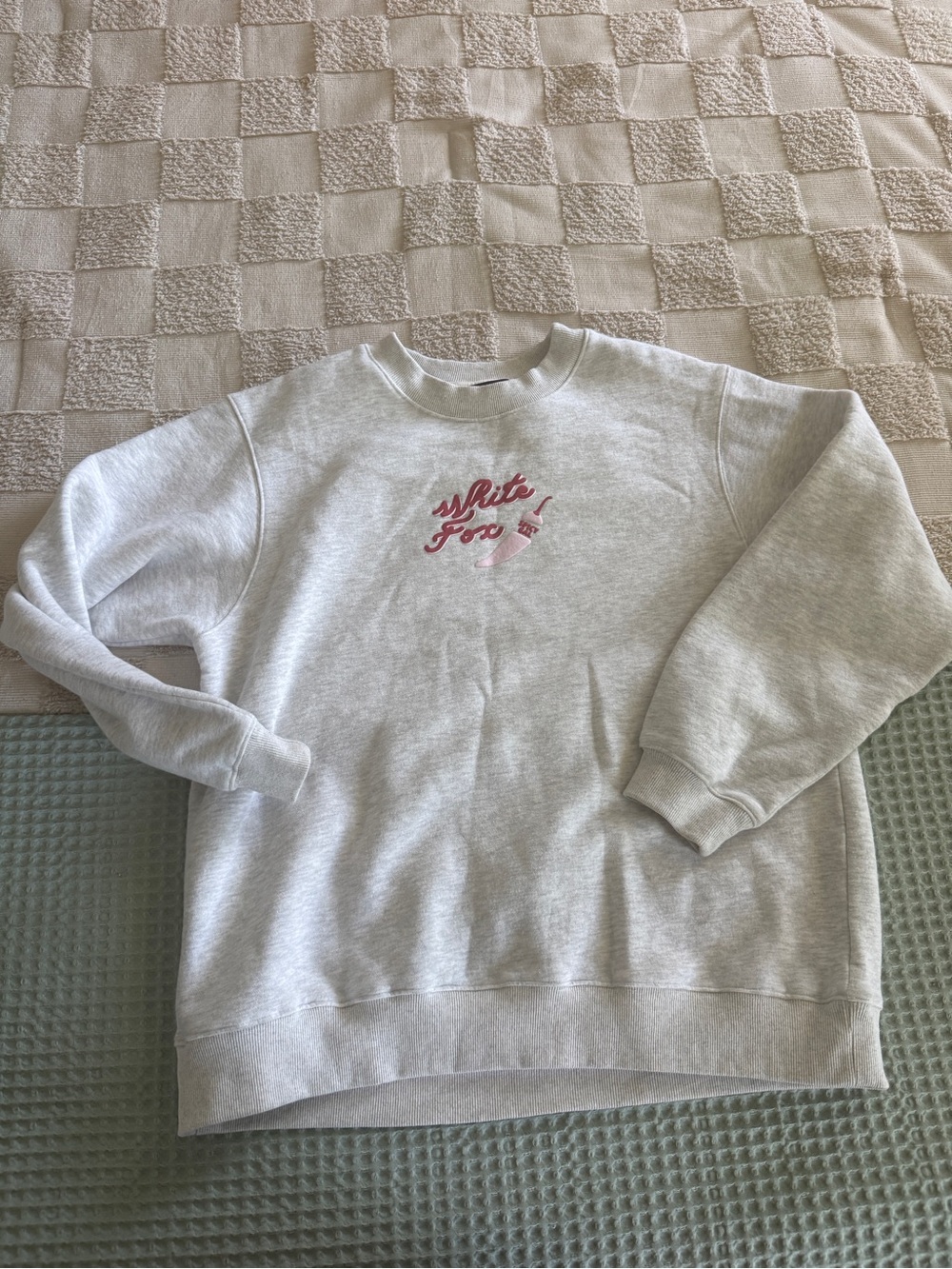 White‎ Fox Boutique Spicy Gal Crewneck Sweatshirt M/L